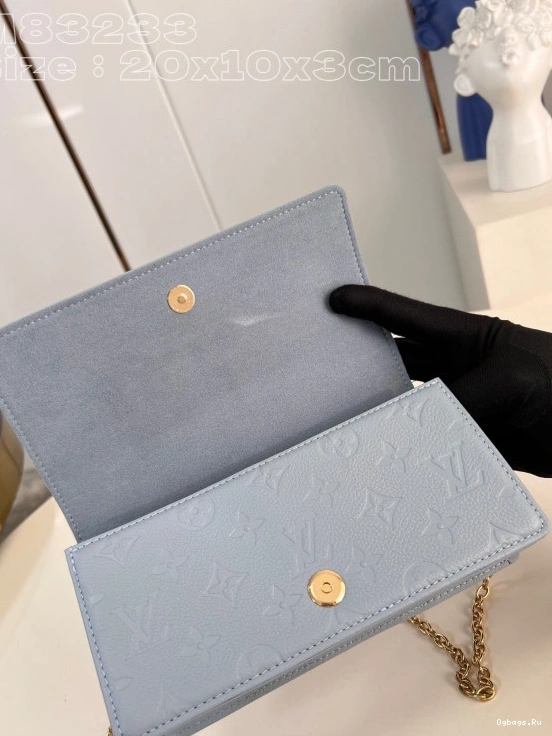 Chain VUITTON Lily On Wallet LOUIS 0301